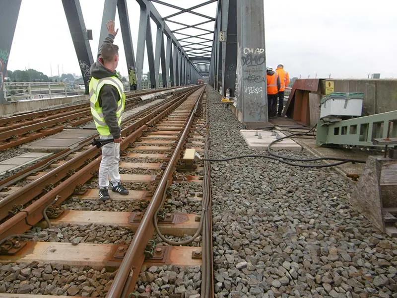 Arbeiten am Bahngleis
